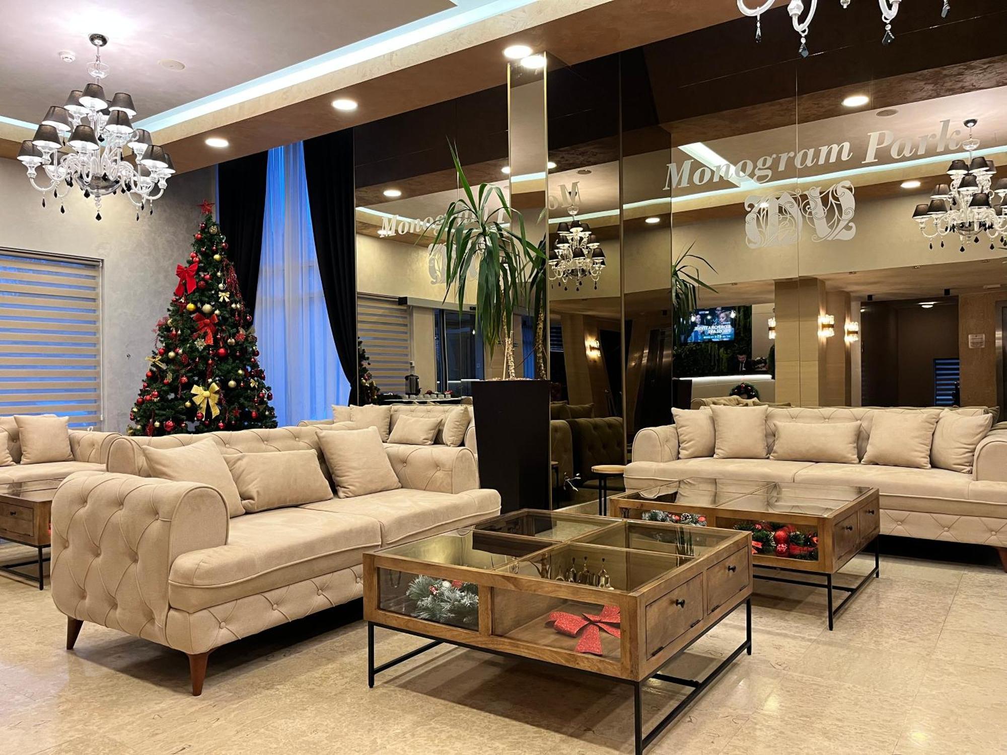 Hotel Monogram Park Ruma Ngoại thất bức ảnh